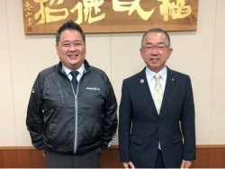 藤山諫早副市長とともに